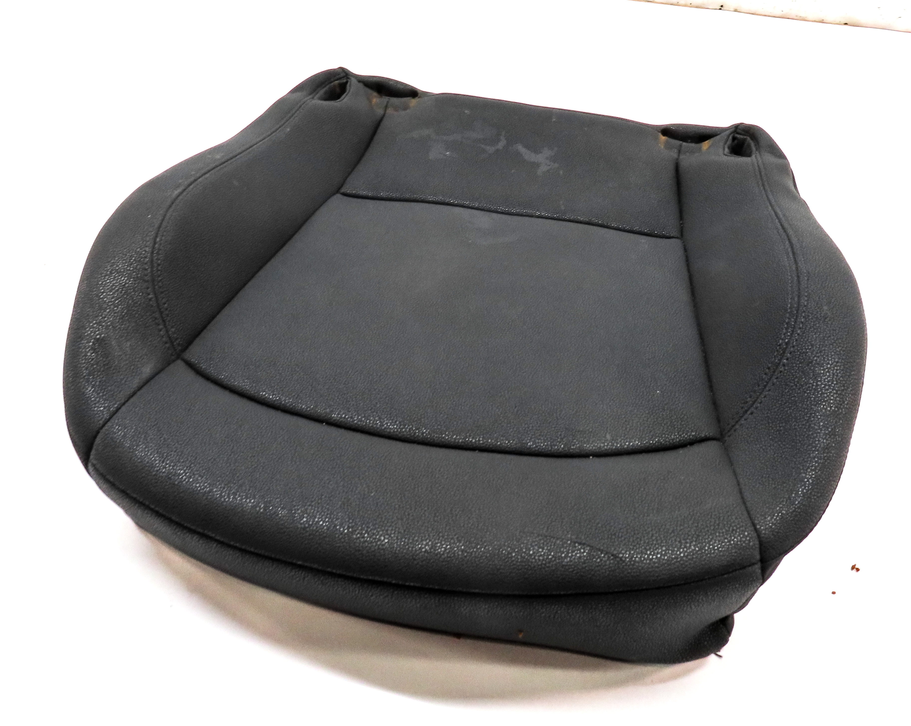 2008 BMW Z4 CONVERTIBLE E85 FRONT RIGHT LOWER HEAT STANDARD SEAT CUSHION (Black) — exact item pictured